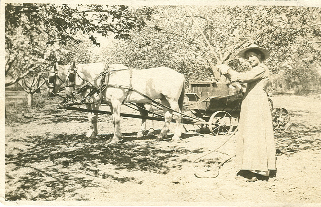 Bertha Schmidt on ranch _1913_